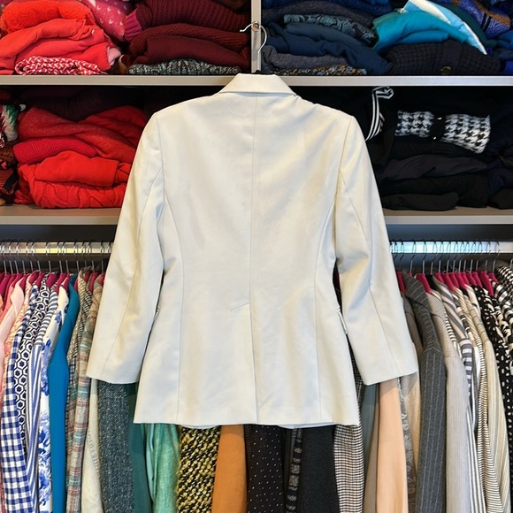 Benetton gray 3 button back slit 2 pocket blazer size 8 - Picture 3 of 3